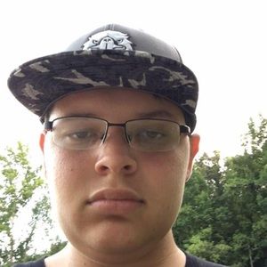 Meet your Posher, Caleb